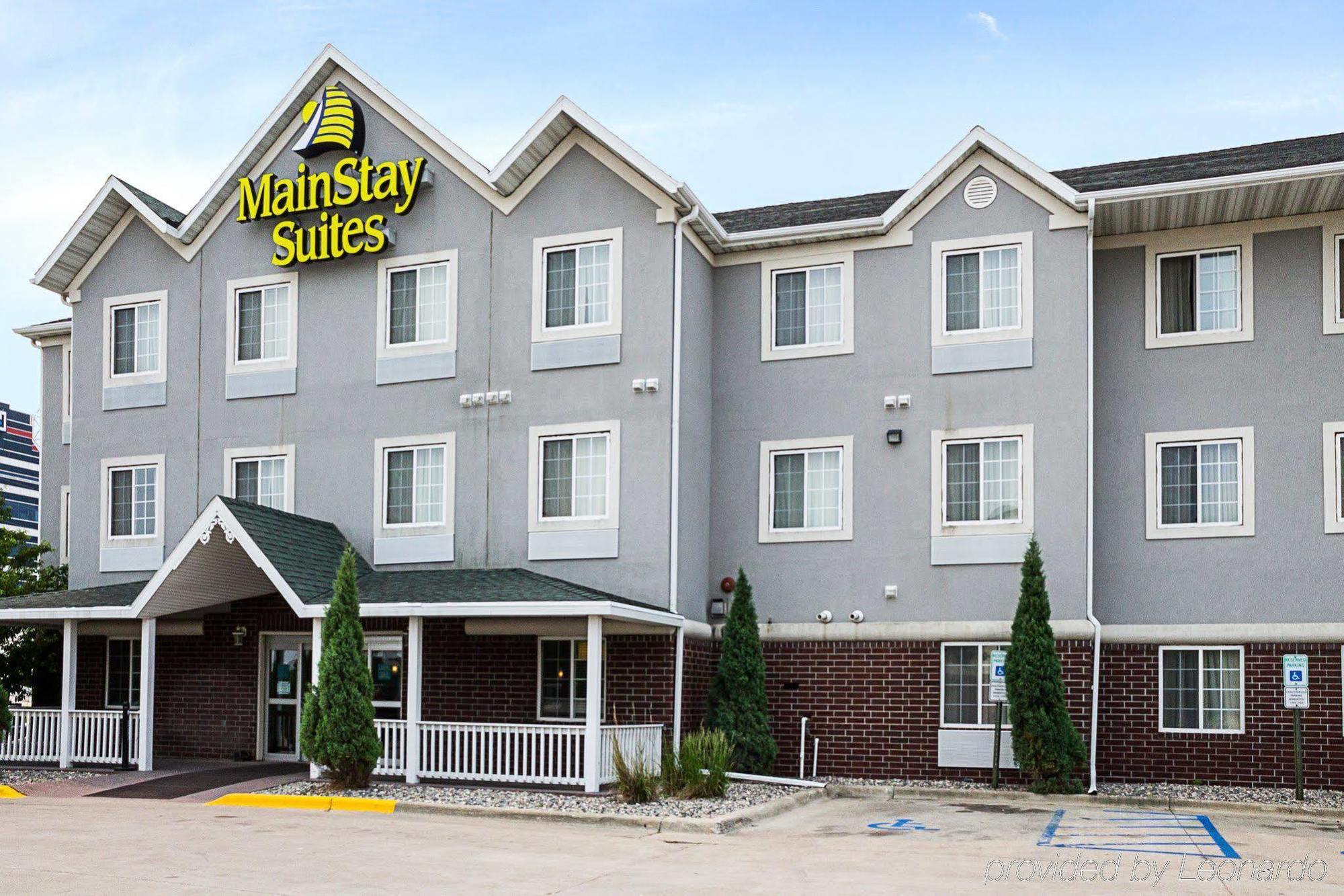 Mainstay Suites Fargo - I-94 Medical Center Exterior foto